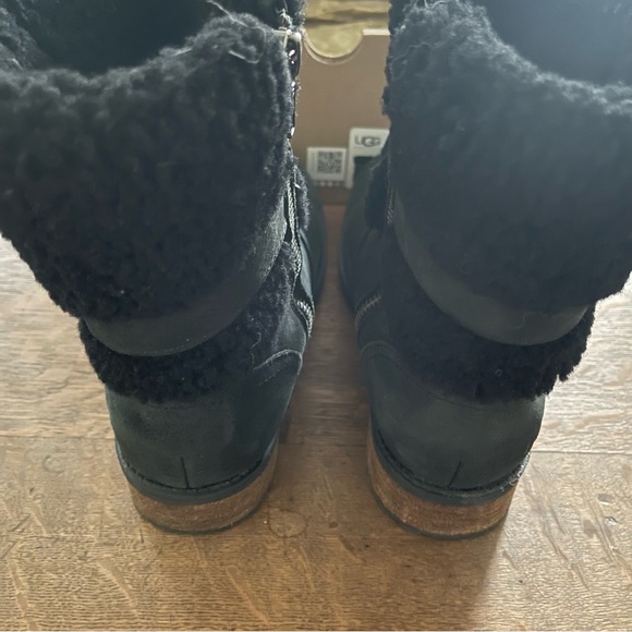 ❄️ UGG Blayre II Boots - Picture 9 of 13